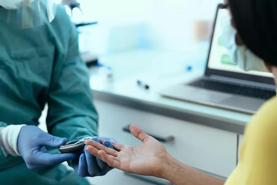 糖尿病可以植牙嗎? 糖尿病植牙前注意事項5大重點及植牙失敗風險之原因